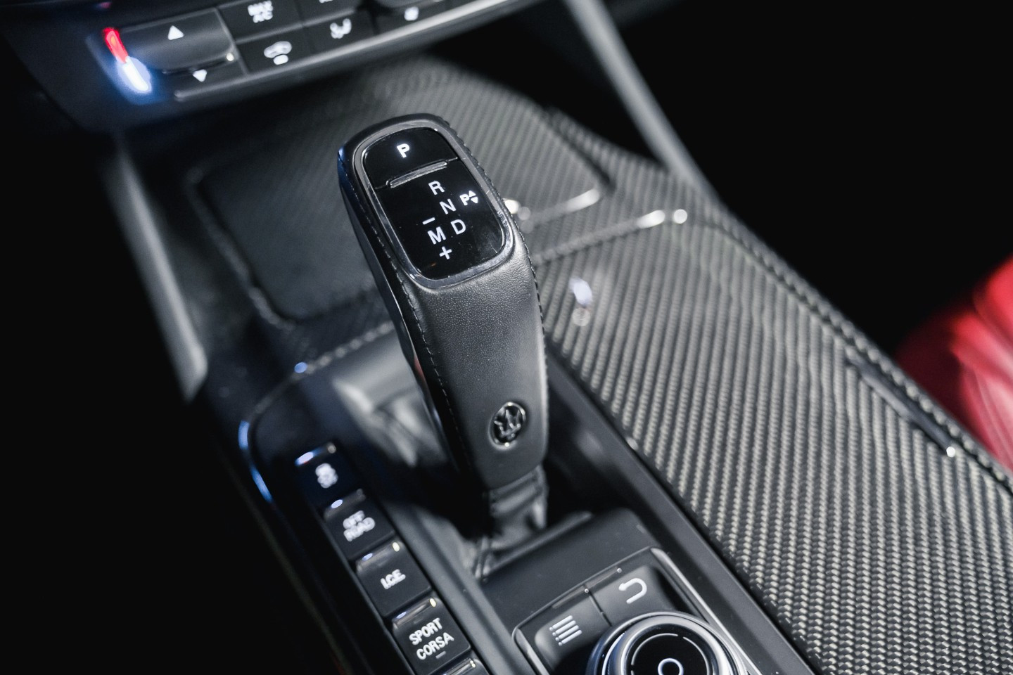
                                                Voiture
                                                 Maserati Levante (I.II) Trofeo V8 3.8 580
