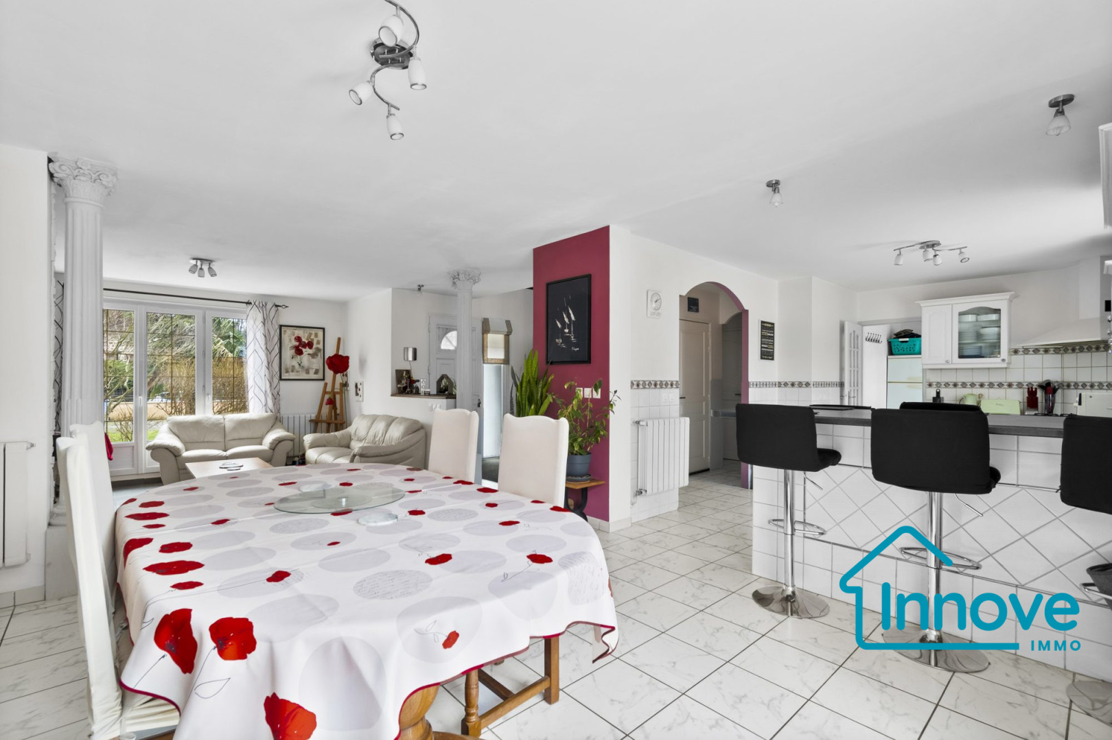 
                                                Vente
                                                 Mauregard : Belle maison récente avec 4 chambres et excellent D