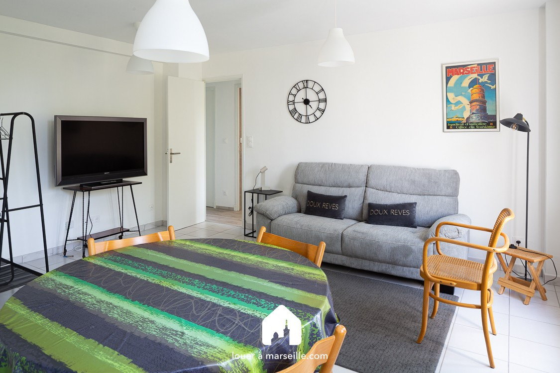 
                                                Location
                                                 Mazargues Plaisance