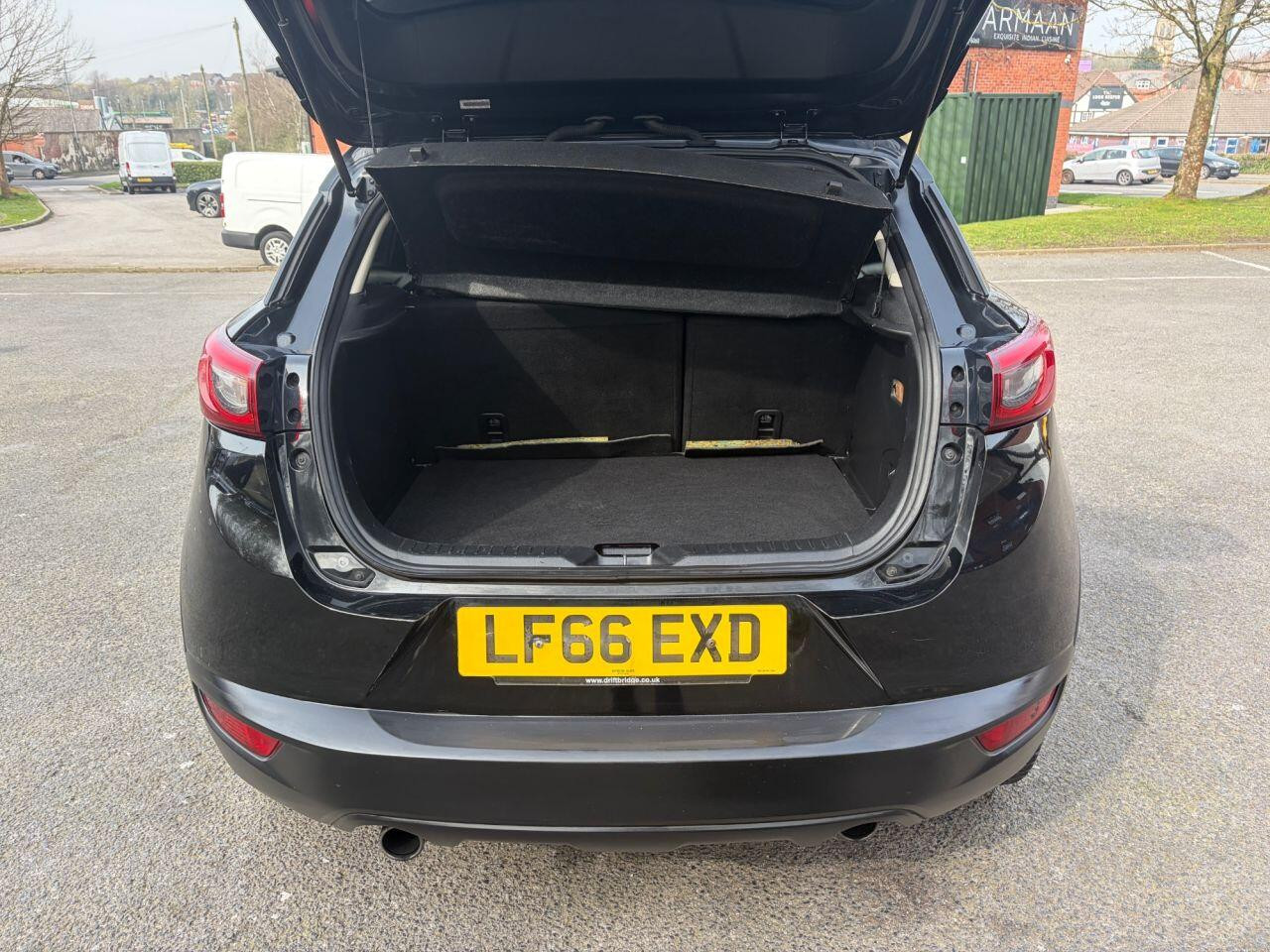 
                                                Voiture
                                                 Mazda CX-3 1.5 SKYACTIV-D SE SUV 5dr Diesel Manual Euro 6 (s/s) (105 ps) MOT 11/26 84K PSH ULEZ