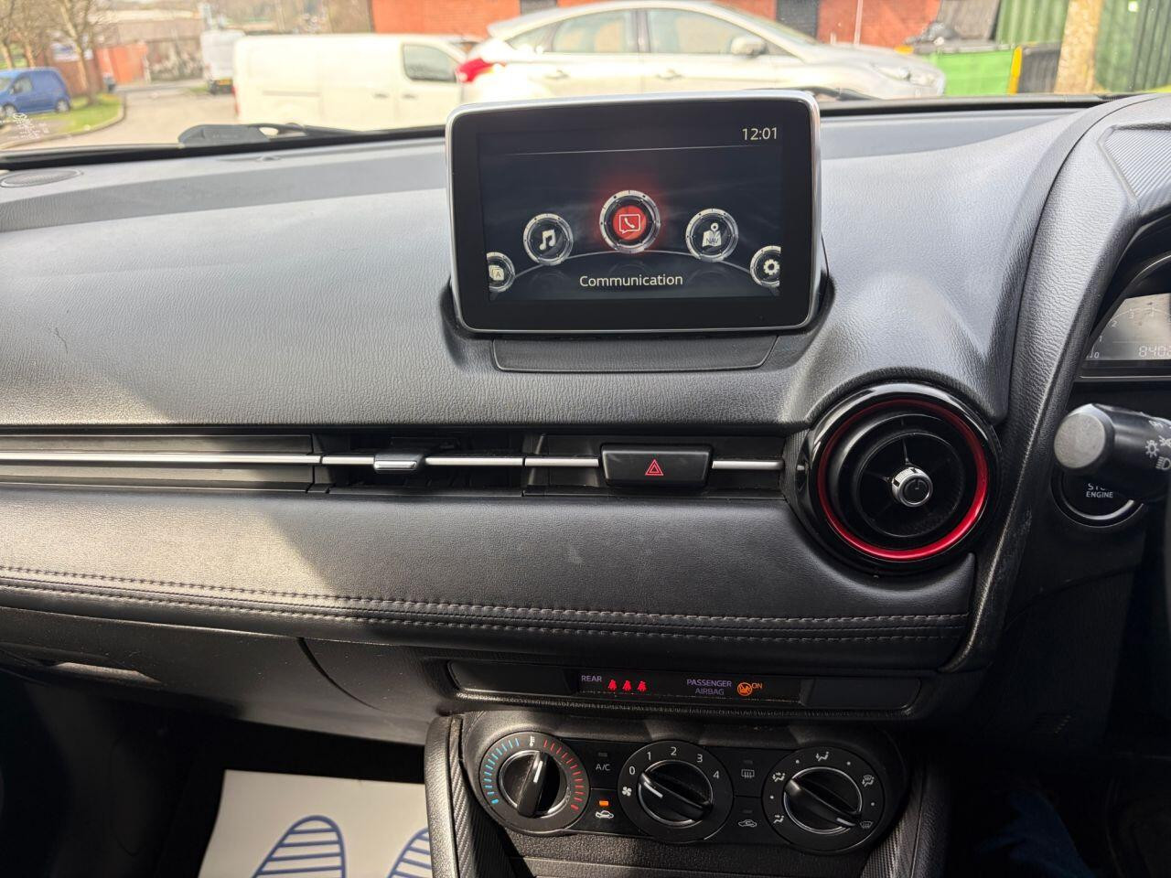 
                                                Voiture
                                                 Mazda CX-3 1.5 SKYACTIV-D SE SUV 5dr Diesel Manual Euro 6 (s/s) (105 ps) MOT 11/26 84K PSH ULEZ