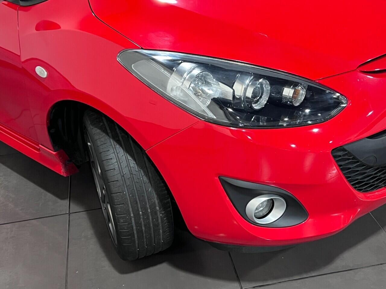 Voiture
                                                 MAZDA2 1.3 Venture Hatchback 5dr Petrol Manual Euro 5 (84 ps)