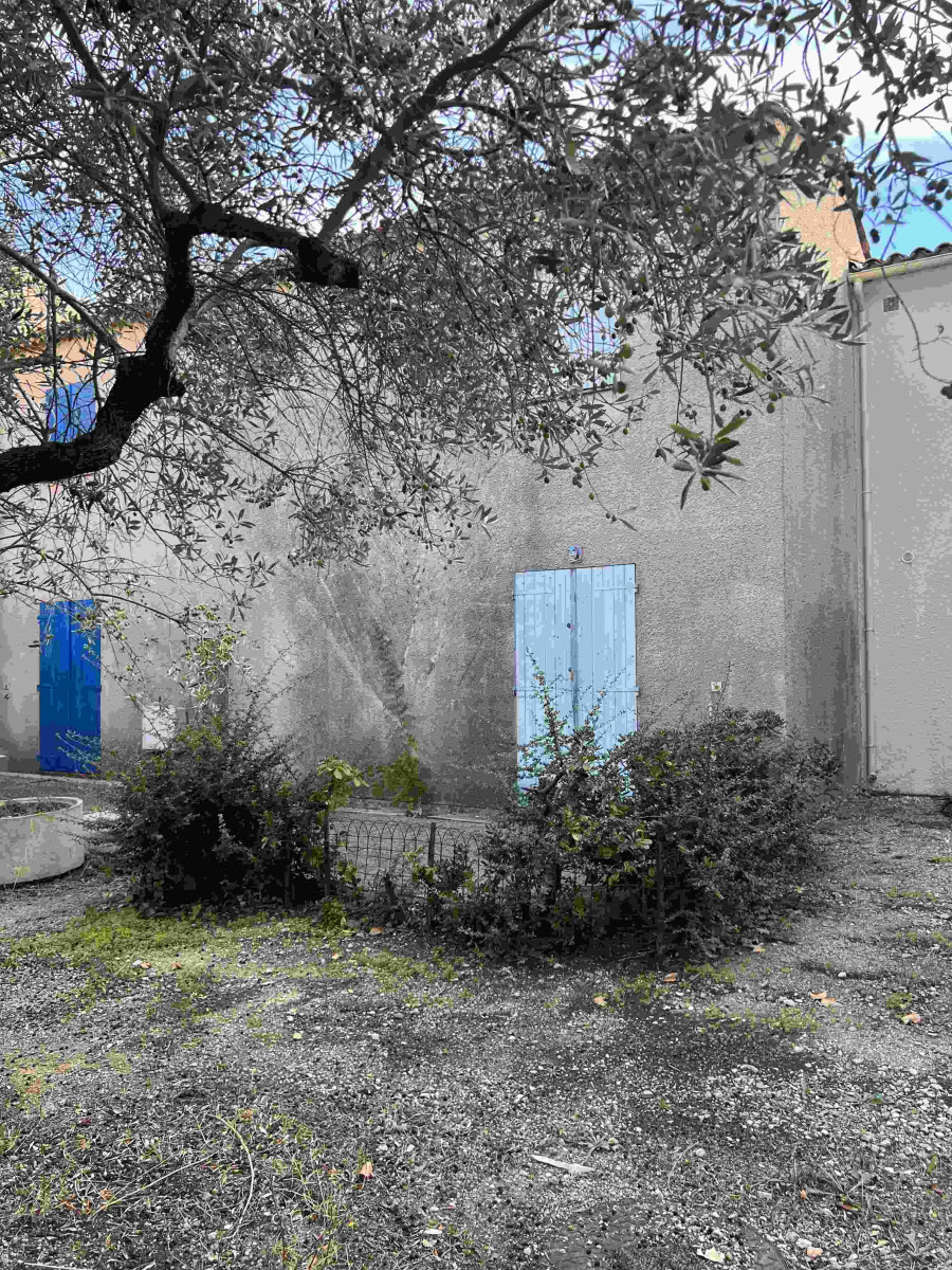 
                                                Vente
                                                 Mazet 3 pièces 44 m2 avec 2 terrasses La Londe Les Maures