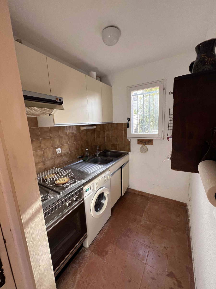
                                                Vente
                                                 Mazet 3 pièces 44 m2 avec 2 terrasses La Londe Les Maures
