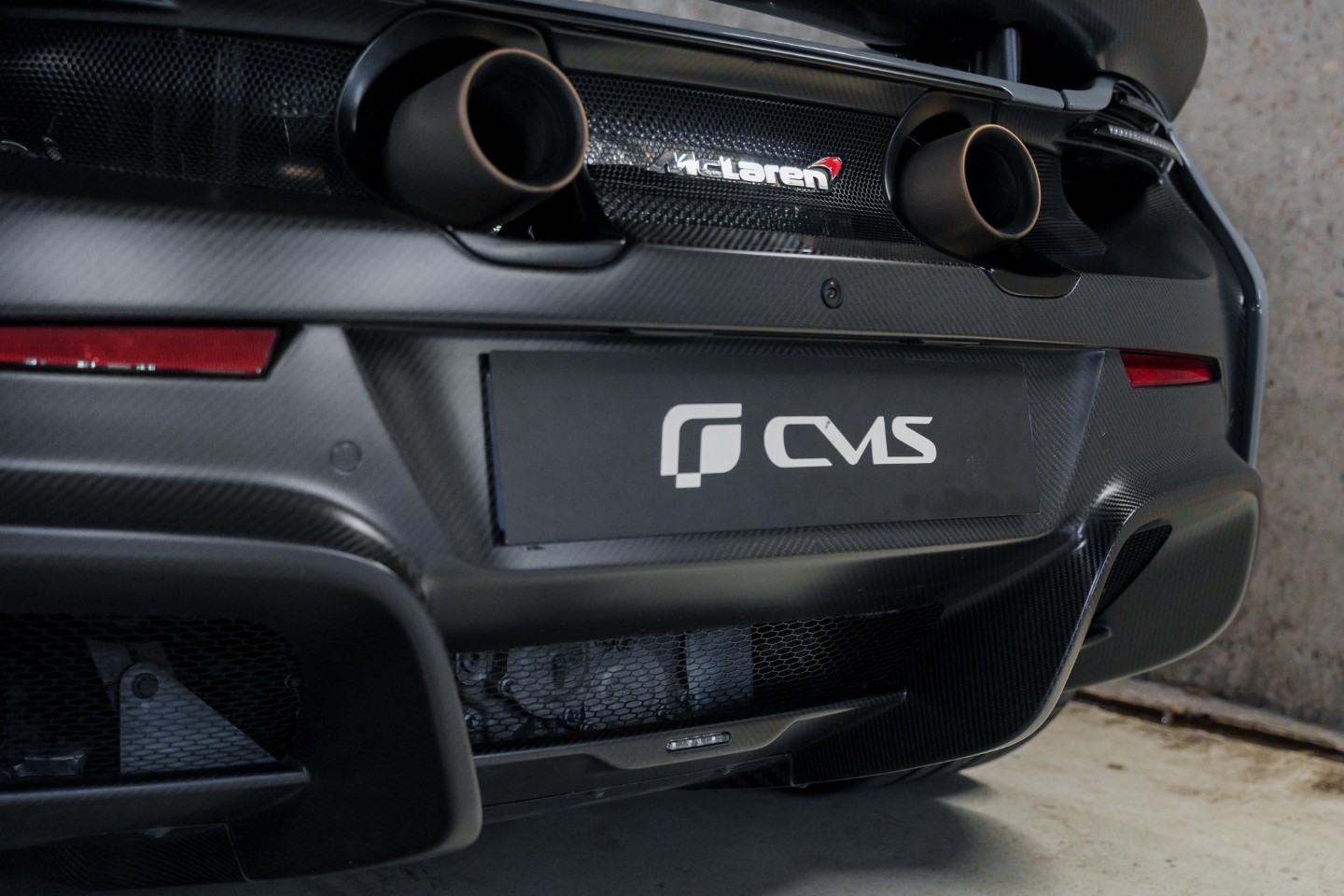 
                                                Voiture
                                                 McLaren 675 LT