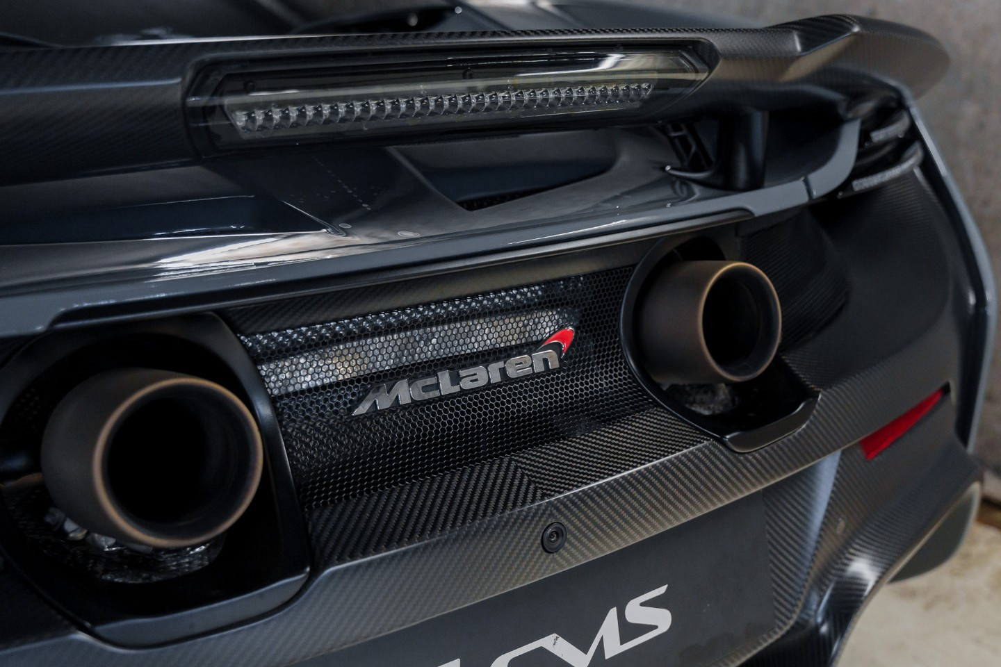 
                                                Voiture
                                                 McLaren 675 LT