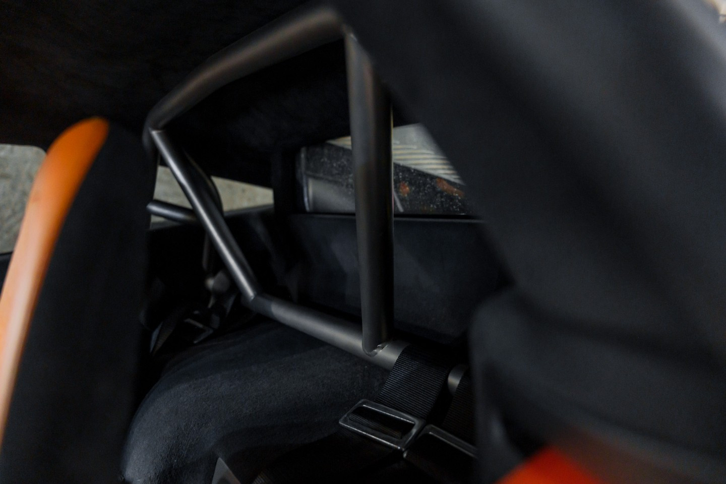 
                                                Voiture
                                                 McLaren 675 LT
