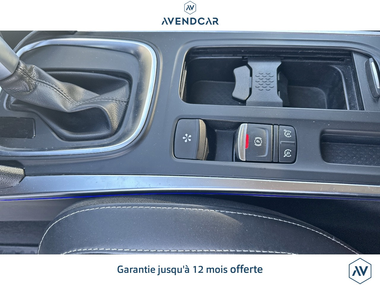
                                                Voiture
                                                 MEGANE 1.2 TCE 130 ENERGY INTENS EDC BVA