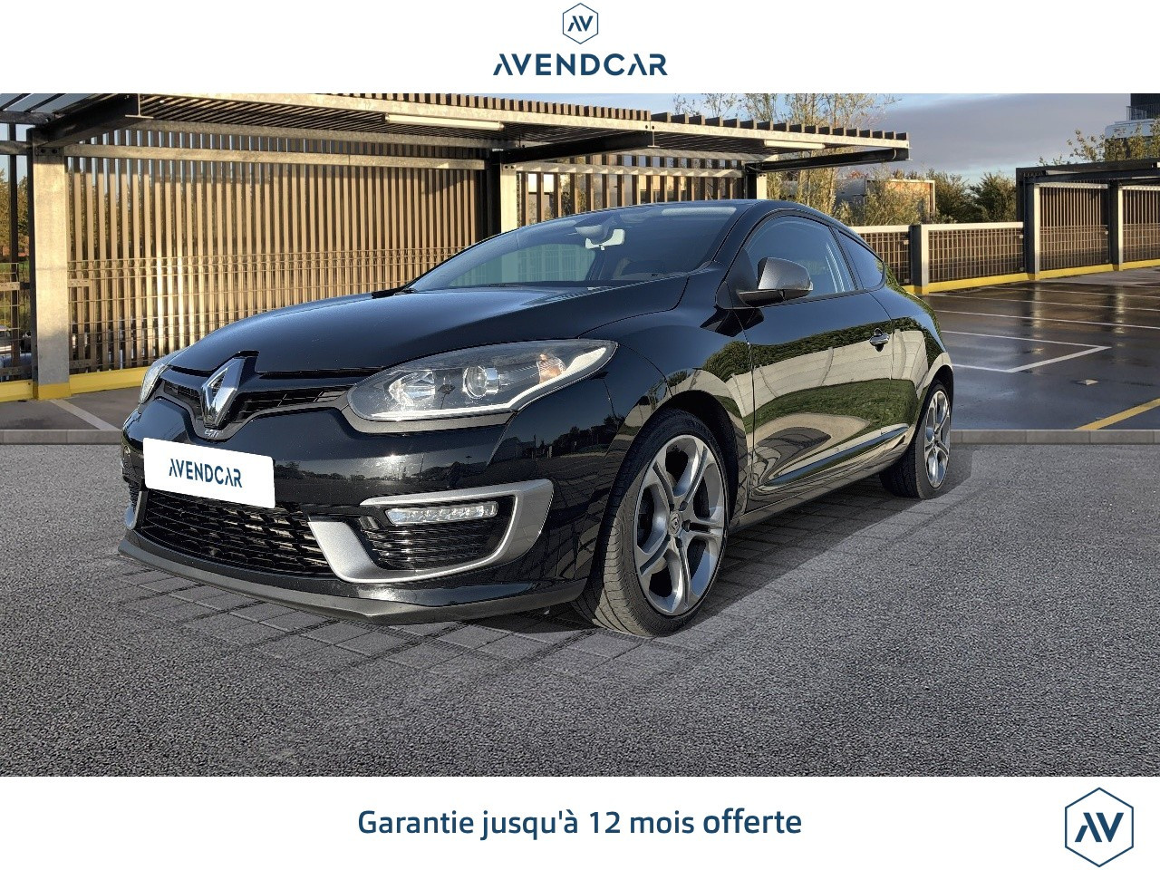 
                                                Voiture
                                                 Megane 3 Coupe III (3) COUPE 2.0 DCI 165 FAP GT