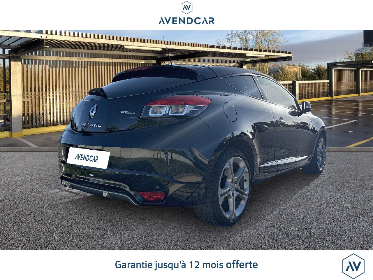 
                                                Voiture
                                                 Megane 3 Coupe III (3) COUPE 2.0 DCI 165 FAP GT