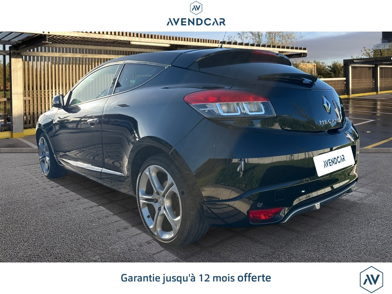 
                                                Voiture
                                                 Megane 3 Coupe III (3) COUPE 2.0 DCI 165 FAP GT