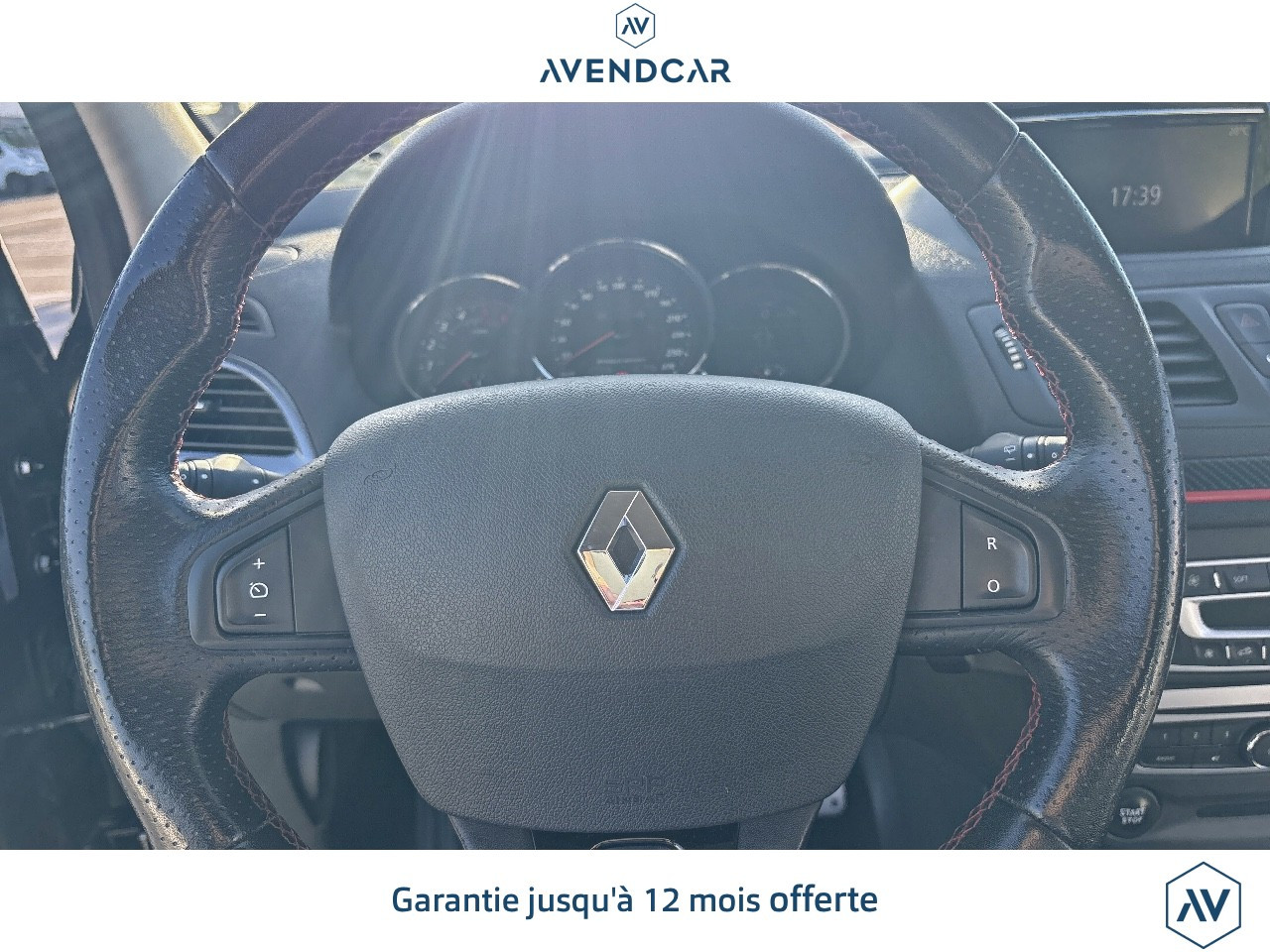 
                                                Voiture
                                                 Megane 3 Coupe III (3) COUPE 2.0 DCI 165 FAP GT