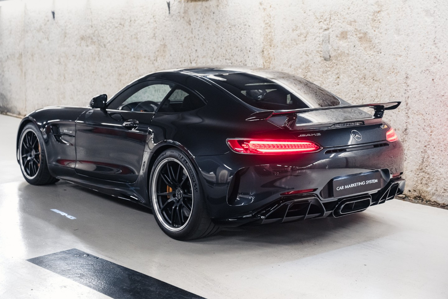 
                                                Voiture
                                                 Mercedes AMG GT R V8 4.0 585 Speedshift 7