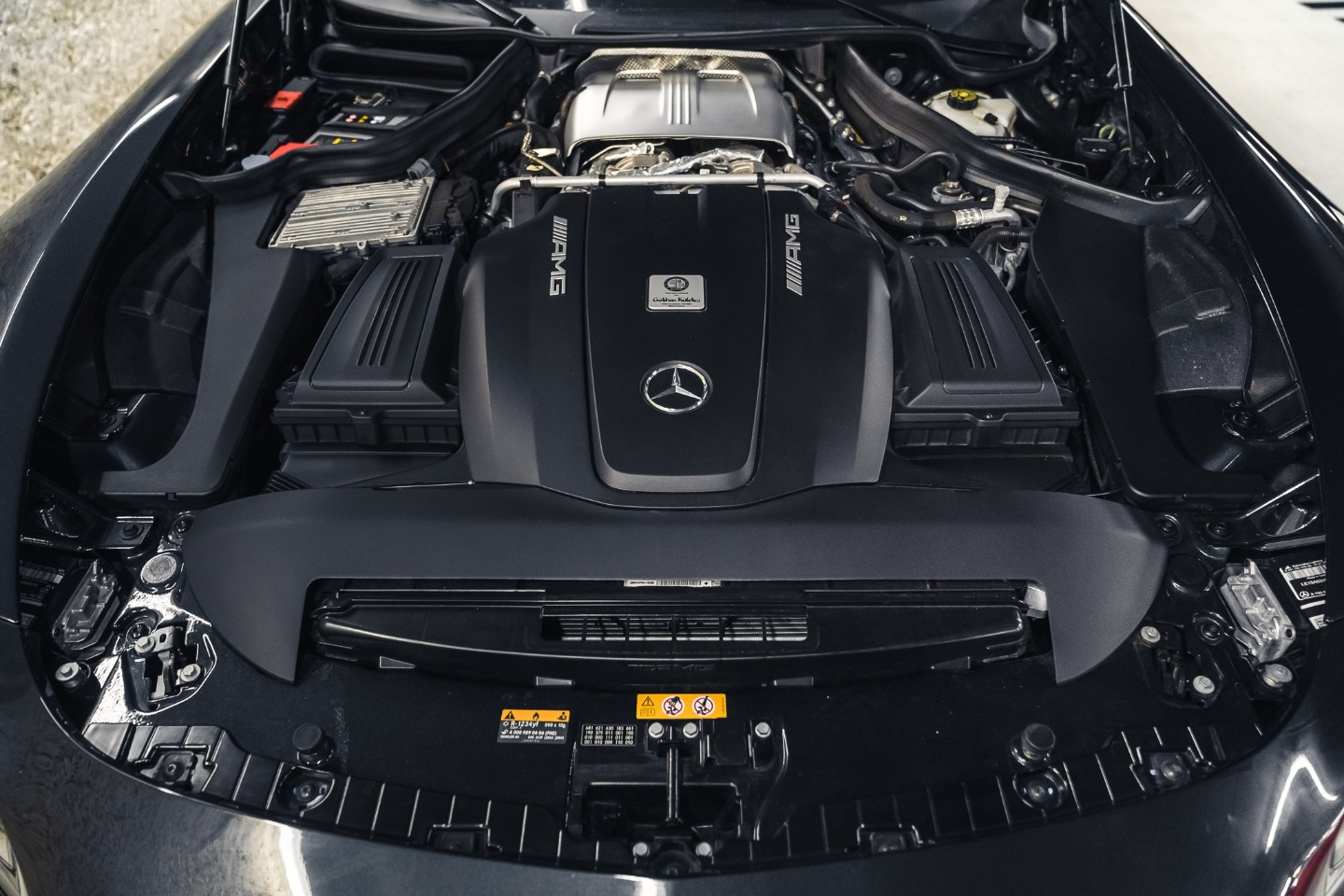 
                                                Voiture
                                                 Mercedes AMG GT R V8 4.0 585 Speedshift 7