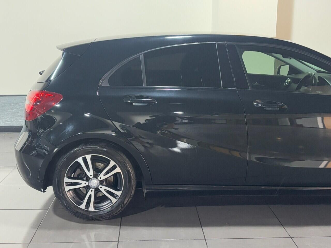 Voiture
                                                 Mercedes-Benz A-Class 1.6 A160 SE Hatchback 5dr Petrol Manual Euro 6 (s/s) (102 ps)