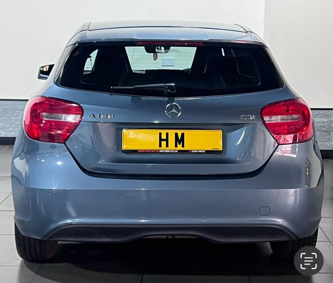 Voiture
                                                 Mercedes-Benz A-Class 1.8 A180 CDI BlueEfficiency SE Hatchback 5dr Diesel 7G-DCT Euro 5 (s/s) (109 ps)