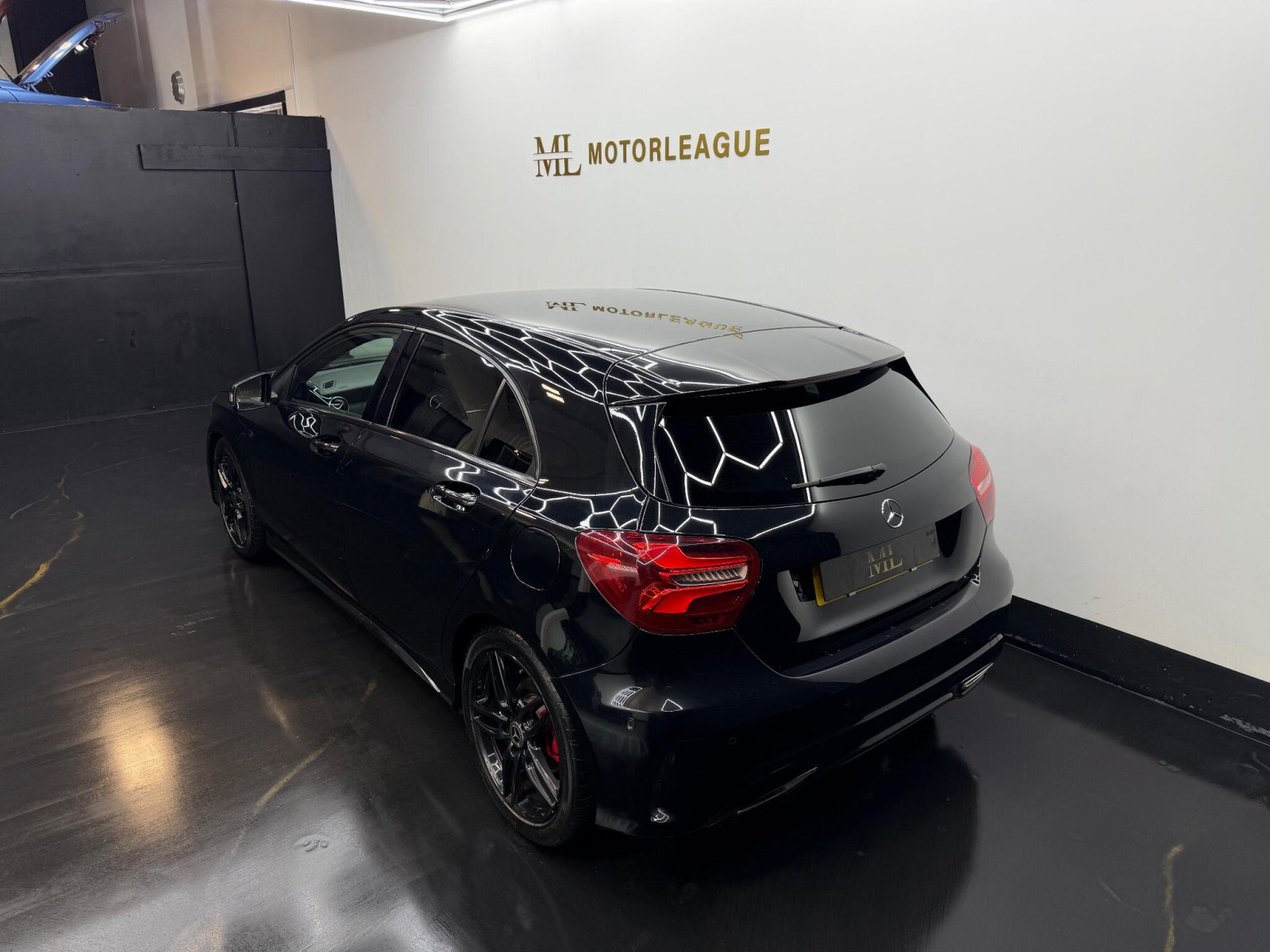 
                                                Voiture
                                                 Mercedes-Benz A Class 2.1 A200d AMG Line (Premium) 7G-DCT Euro 6 (s/s) 5dr