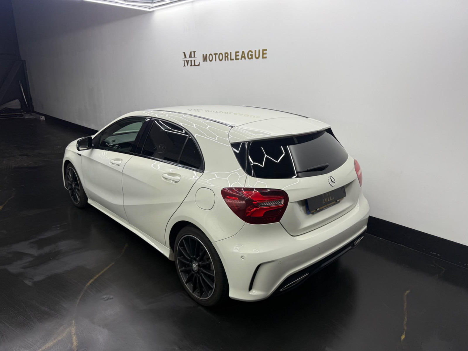 
                                                Voiture
                                                 Mercedes-Benz A Class 2.1 A200d AMG Line (Premium) 7G-DCT Euro 6 (s/s) 5dr