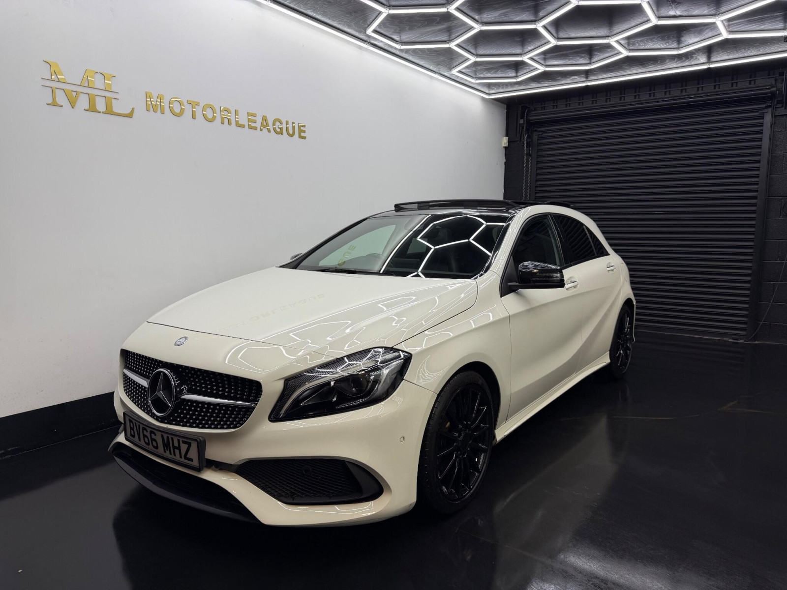 
                                                Voiture
                                                 Mercedes-Benz A Class 2.1 A220d AMG Line (Premium Plus) 7G-DCT Euro 6 (s/s) 5dr