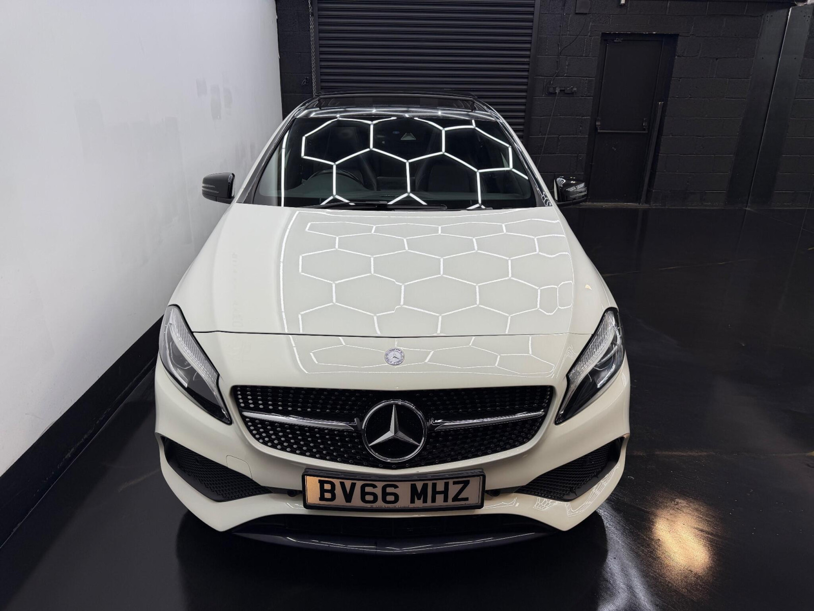 
                                                Voiture
                                                 Mercedes-Benz A Class 2.1 A220d AMG Line (Premium Plus) 7G-DCT Euro 6 (s/s) 5dr