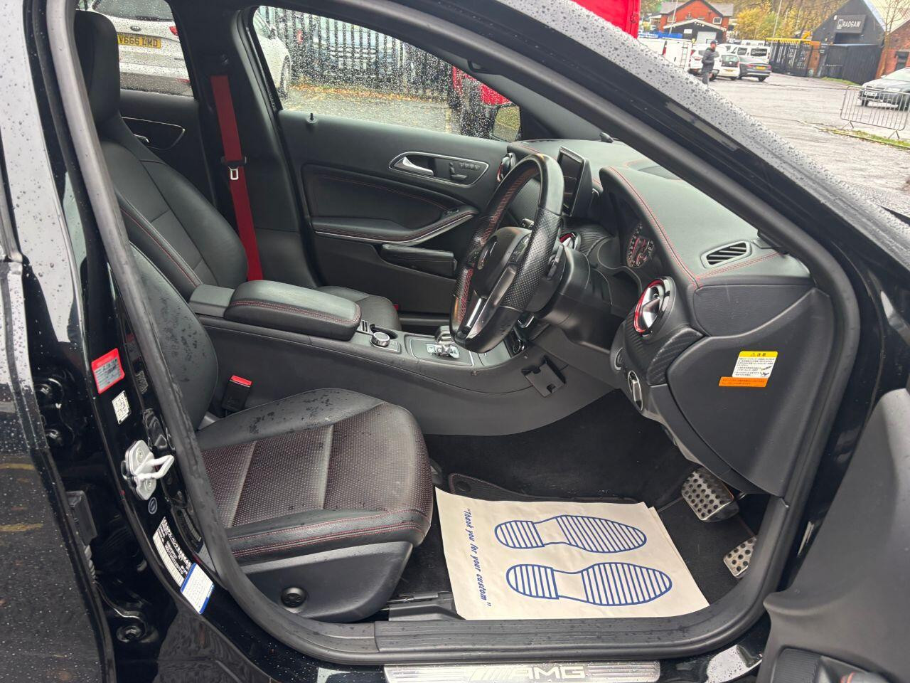 
                                                Voiture
                                                 Mercedes-Benz A Class AMG A 45 4MATIC PREMIUM MOT 11/26 AUTO 63K PSH ULEZ 2.0 5dr