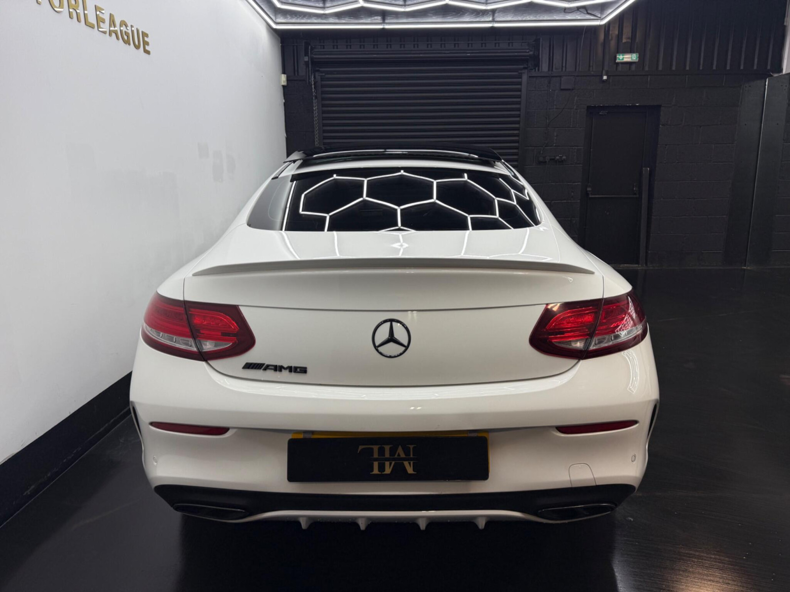 
                                                Voiture
                                                 Mercedes-Benz C Class 2.0 C200 AMG Line (Premium) 7G-Tronic+ Euro 6 (s/s) 2dr