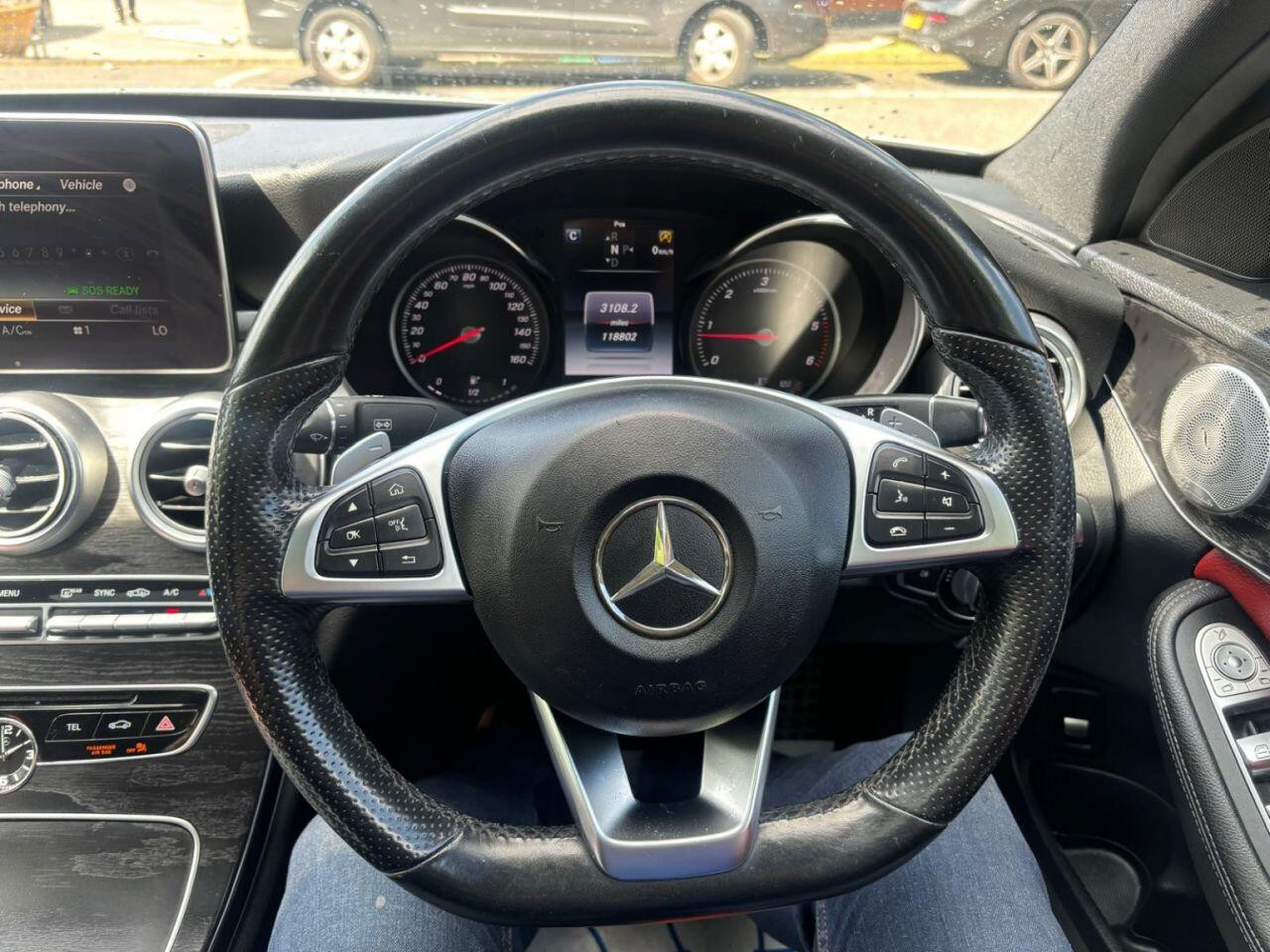 
                                                Voiture
                                                 Mercedes-Benz C-Class 2.1 C220d AMG Line (Premium Plus) Saloon 4dr Diesel 7G-Tronic+ Euro 6 (s/s) (170 ps) MOT 9/26 FSH ULEZ AUTO LEATHER