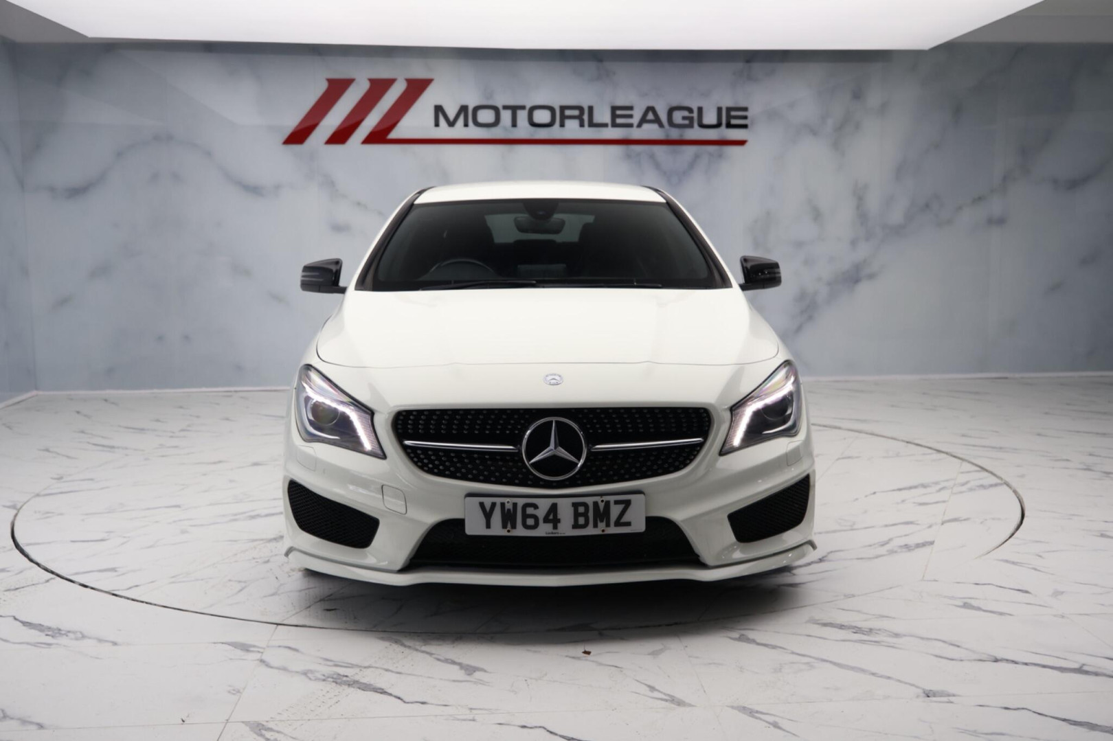 
                                                Voiture
                                                 Mercedes-Benz CLA 2.0 CLA250 AMG Sport Coupe 7G-DCT 4MATIC Euro 6 (s/s) 4dr
