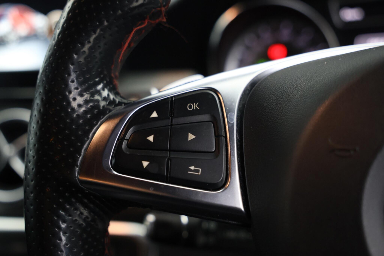 
                                                Voiture
                                                 Mercedes-Benz CLA 2.0 CLA250 AMG Sport Coupe 7G-DCT 4MATIC Euro 6 (s/s) 4dr