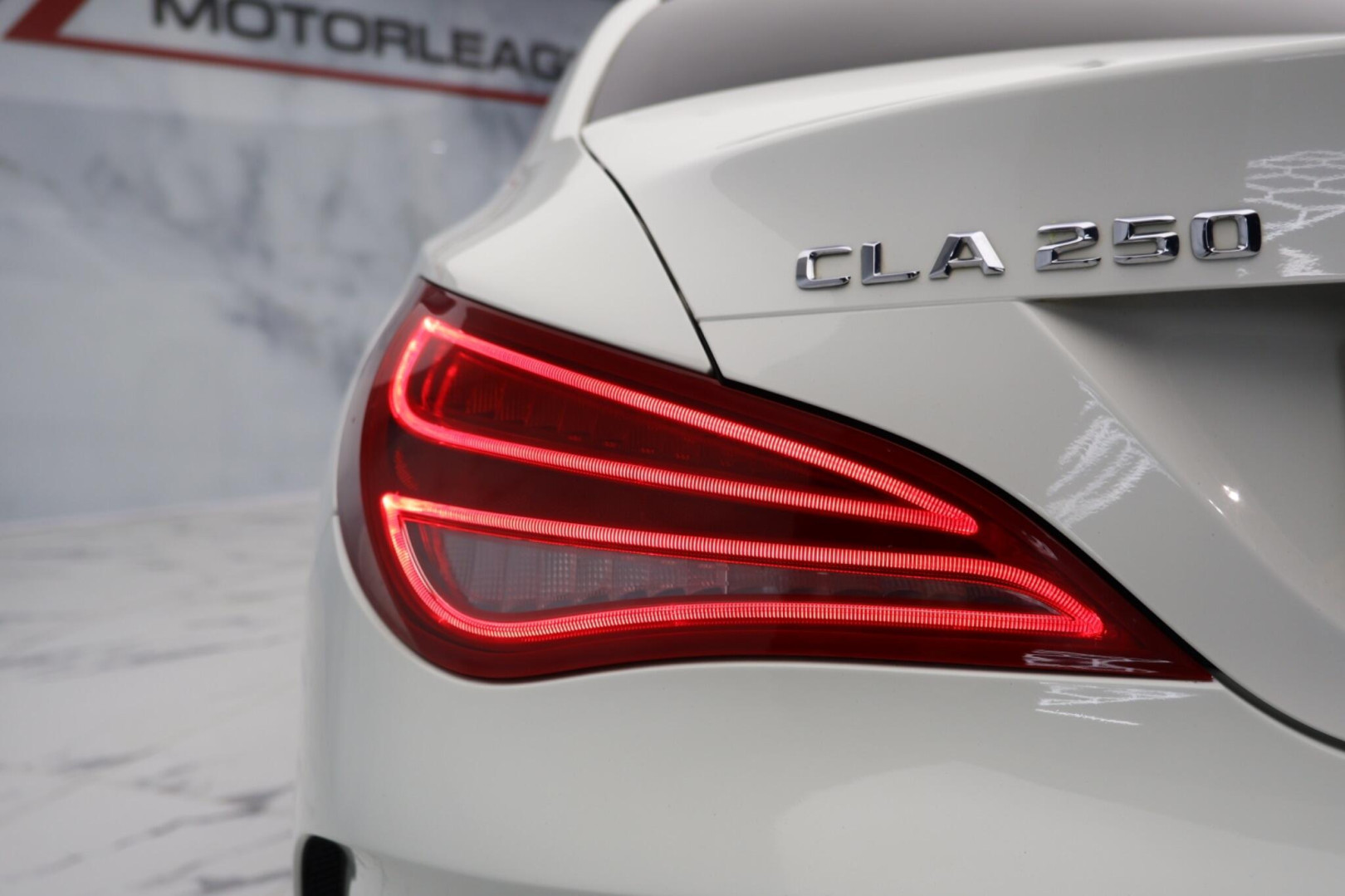 
                                                Voiture
                                                 Mercedes-Benz CLA 2.0 CLA250 AMG Sport Coupe 7G-DCT 4MATIC Euro 6 (s/s) 4dr