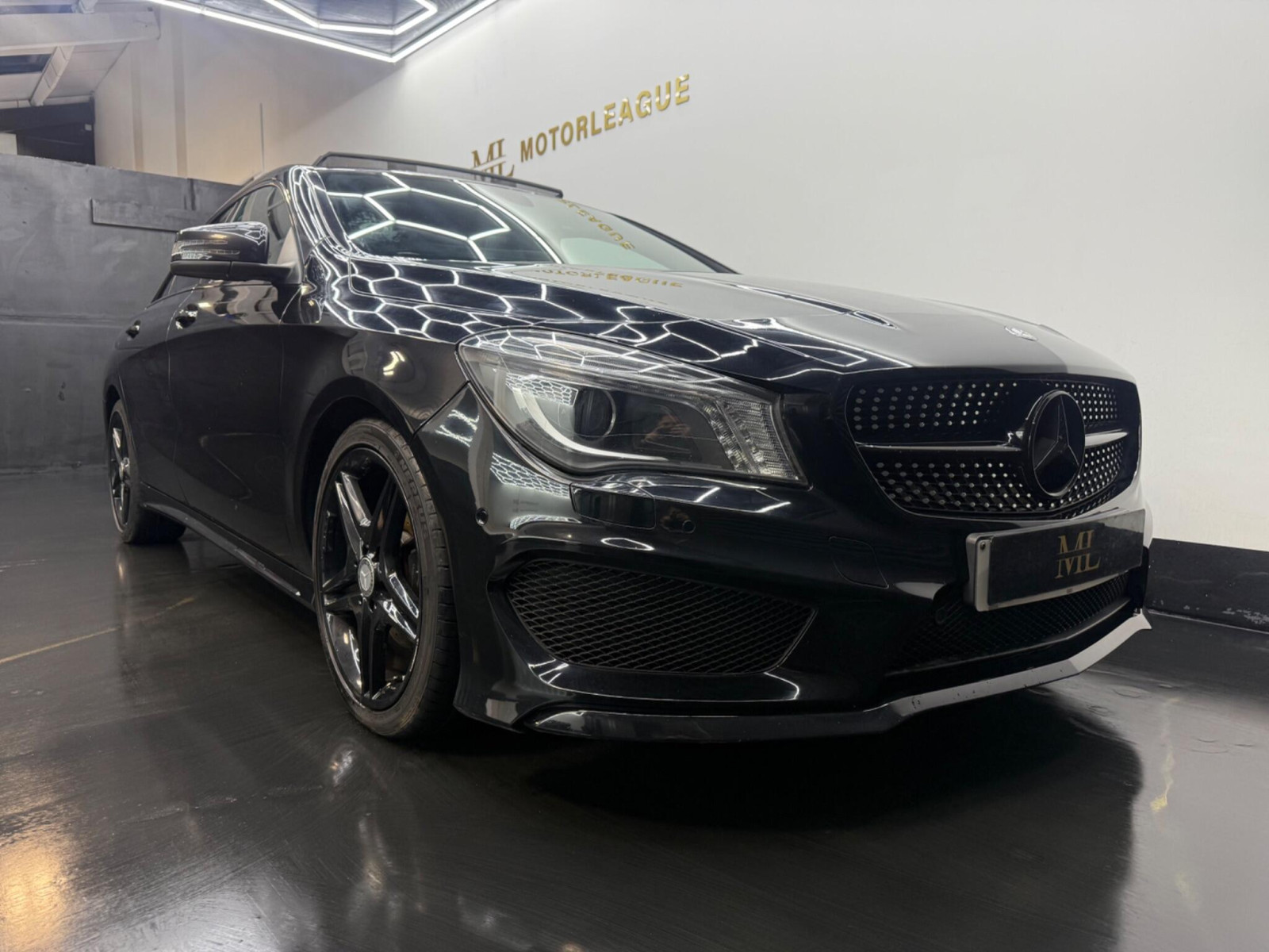 
                                                Voiture
                                                 Mercedes-Benz CLA 2.1 CLA200d AMG Sport Coupe 7G-DCT Euro 6 (s/s) 4dr