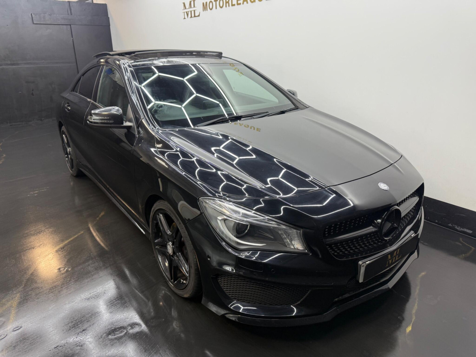 
                                                Voiture
                                                 Mercedes-Benz CLA 2.1 CLA200d AMG Sport Coupe 7G-DCT Euro 6 (s/s) 4dr