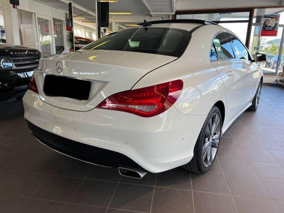 
                                                Voiture
                                                 Mercedes-Benz CLA Année 2014