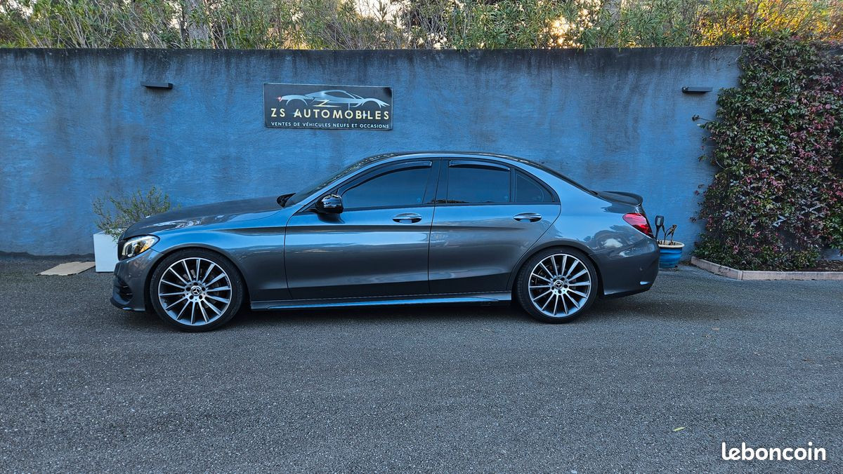
                                                Voiture
                                                 Mercedes-Benz Classe C220 d 9G-Tronic AMG Line