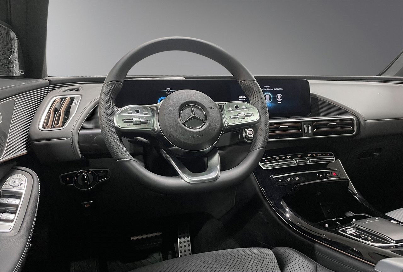 
                                                Voiture
                                                 Mercedes-Benz EQC 400