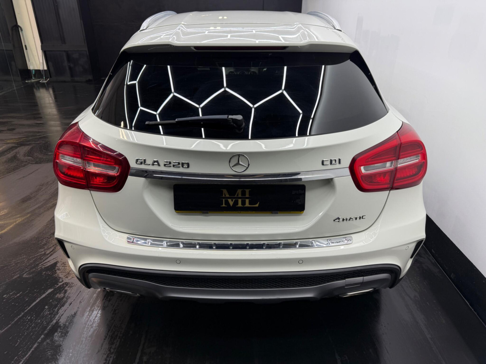 
                                                Voiture
                                                 Mercedes-Benz GLA 2.1 GLA220 CDI AMG Line 7G-DCT 4MATIC Euro 6 (s/s) 5dr