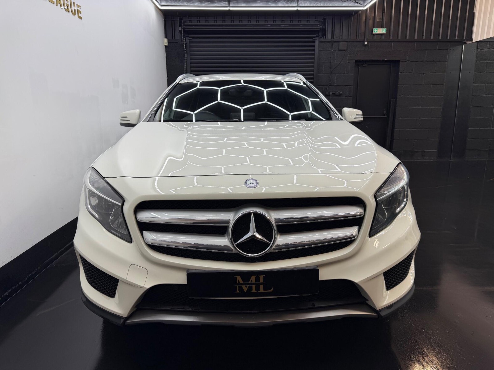 
                                                Voiture
                                                 Mercedes-Benz GLA 2.1 GLA220d AMG Line 7G-DCT 4MATIC Euro 6 (s/s) 5dr