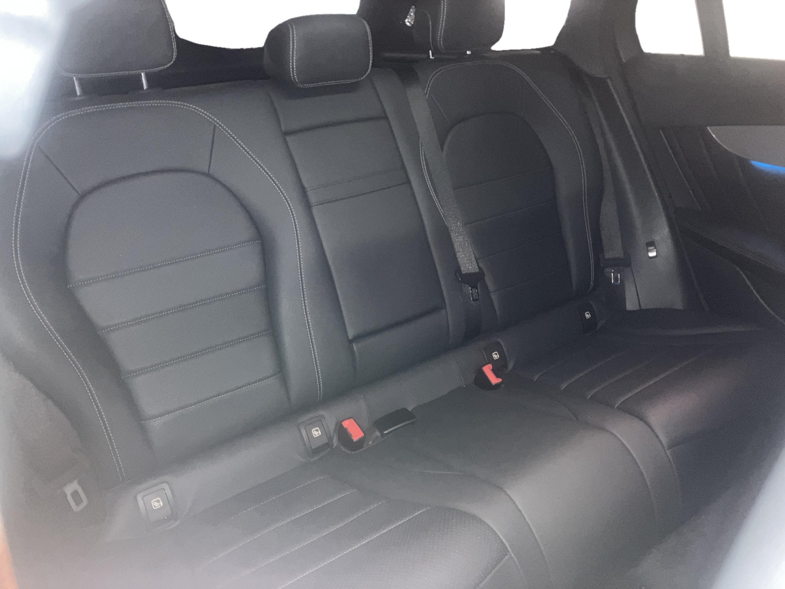 
                                                Voiture
                                                 Mercedes-Benz GLC-Class AMG Line Premium