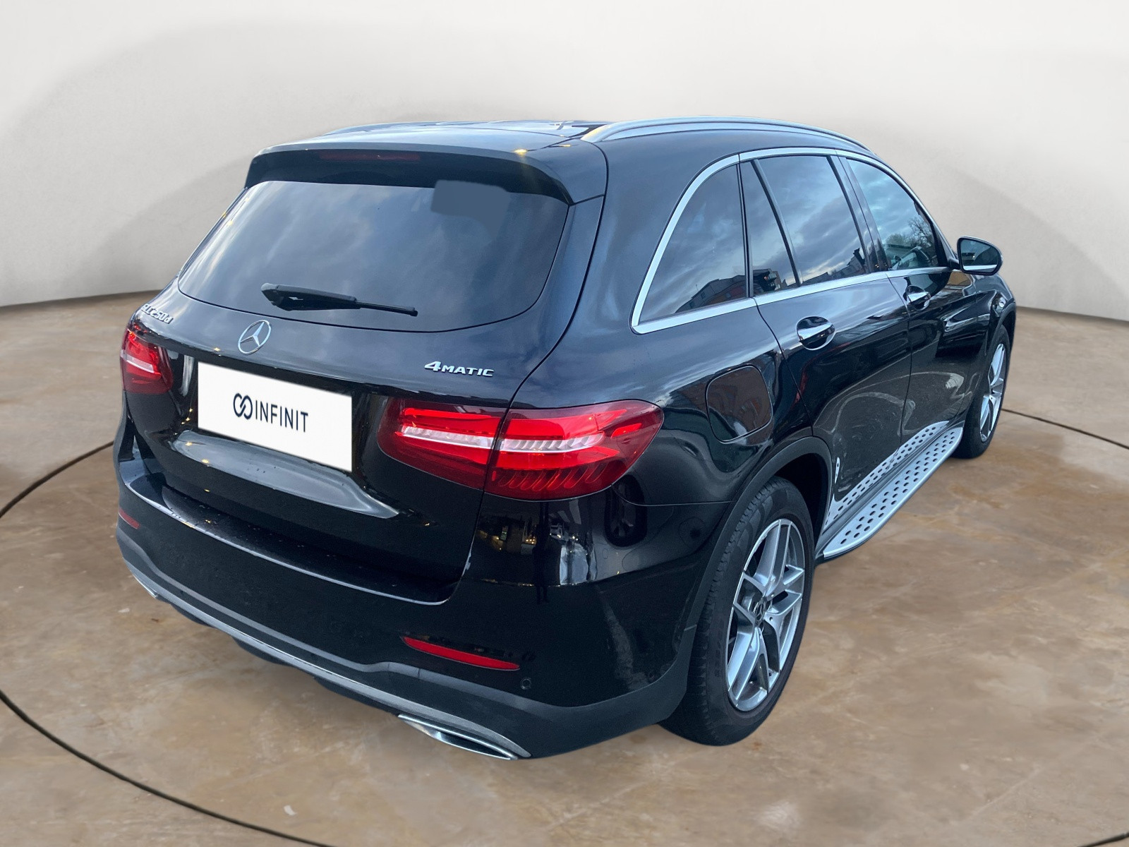 
                                                Voiture
                                                 Mercedes-Benz GLC-Class AMG Line Premium