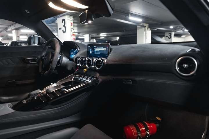 
                                                Voiture
                                                 Mercedes Benz - GTR Black Series V8 4.0 730