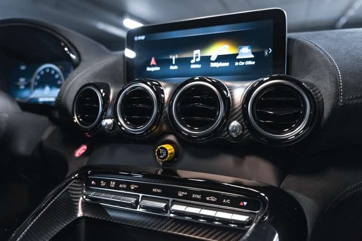 
                                                Voiture
                                                 Mercedes Benz - GTR Black Series V8 4.0 730