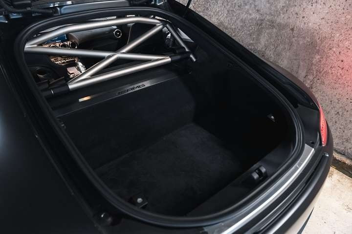 
                                                Voiture
                                                 Mercedes Benz - GTR Black Series V8 4.0 730