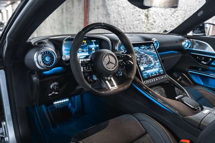 
                                                Voiture
                                                 Mercedes-Benz SL 63 AMG Motorsport