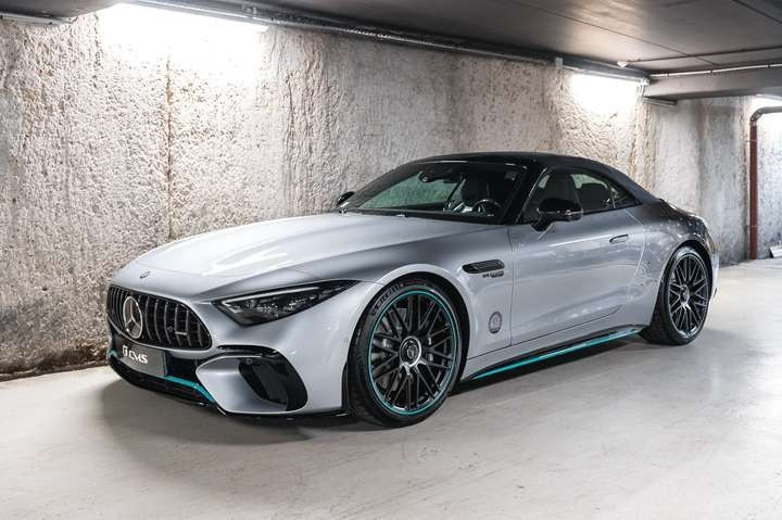 
                                                Voiture
                                                 Mercedes-Benz SL 63 AMG Motorsport