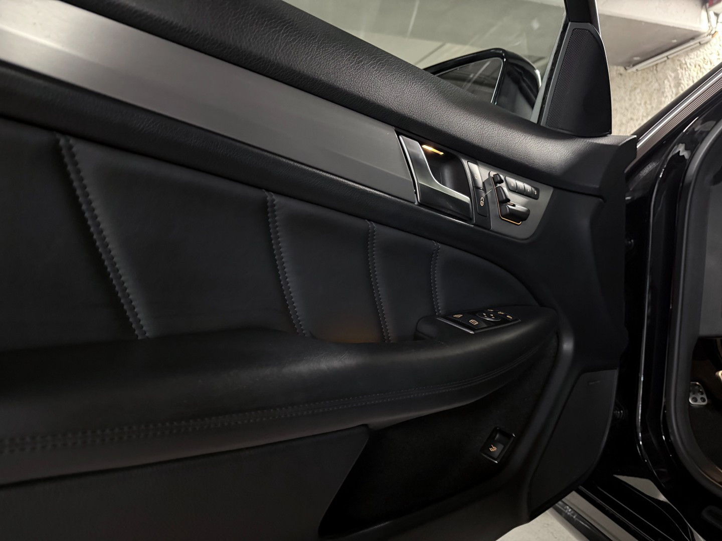 
                                                Voiture
                                                 Mercedes Classe C (III) 63 AMG (C204)