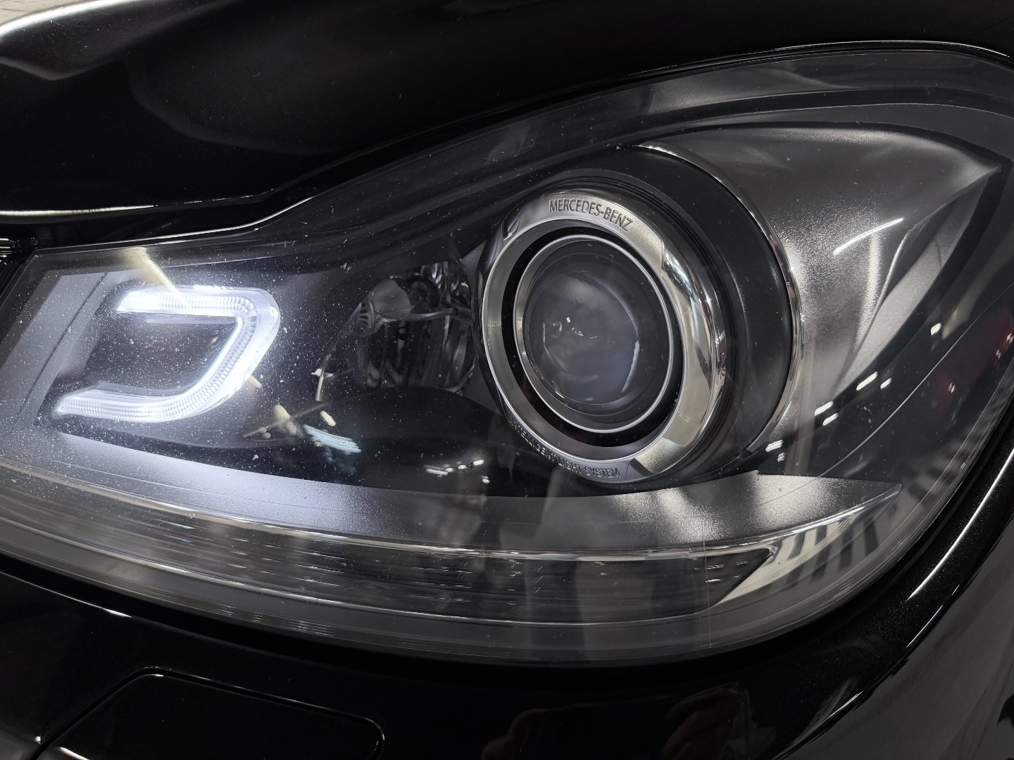 
                                                Voiture
                                                 Mercedes Classe C (III) 63 AMG (C204)