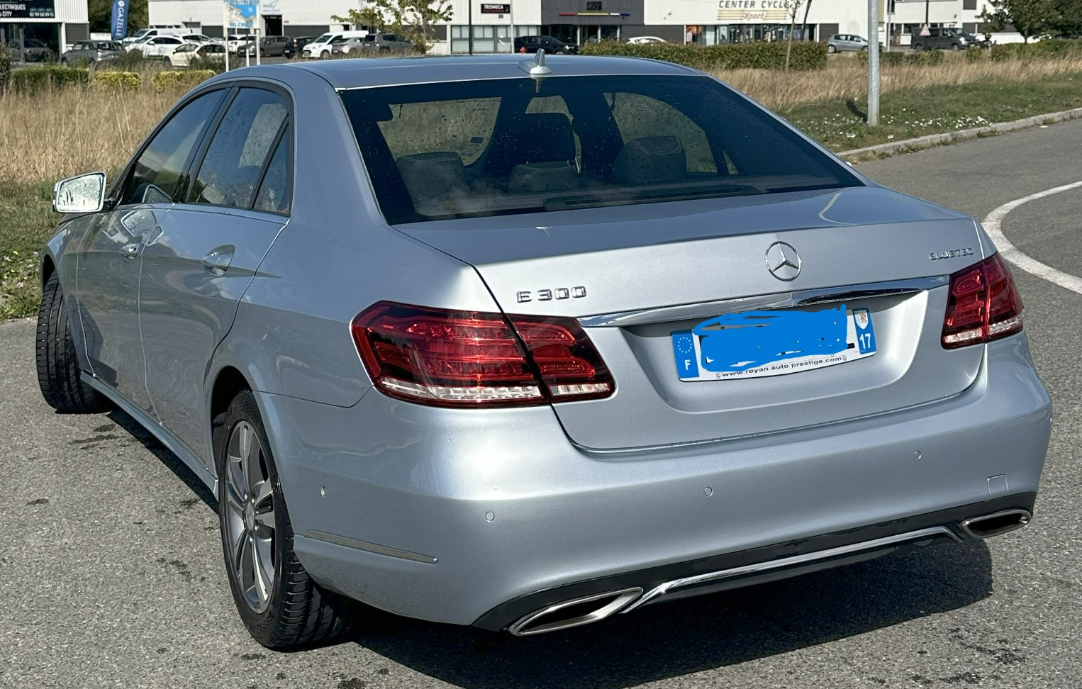 
                                                Voiture
                                                 Mercedes Classe E 300 D Elegance – 9G-Tro – 2015