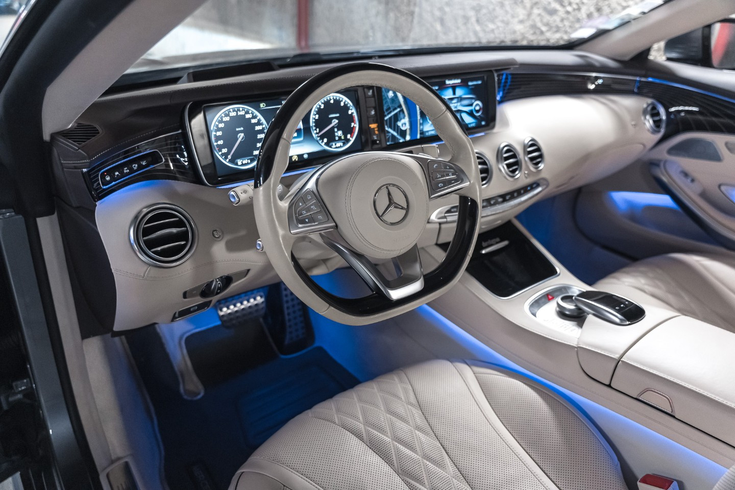 
                                                Voiture
                                                 Mercedes Classe S 500 Cabriolet