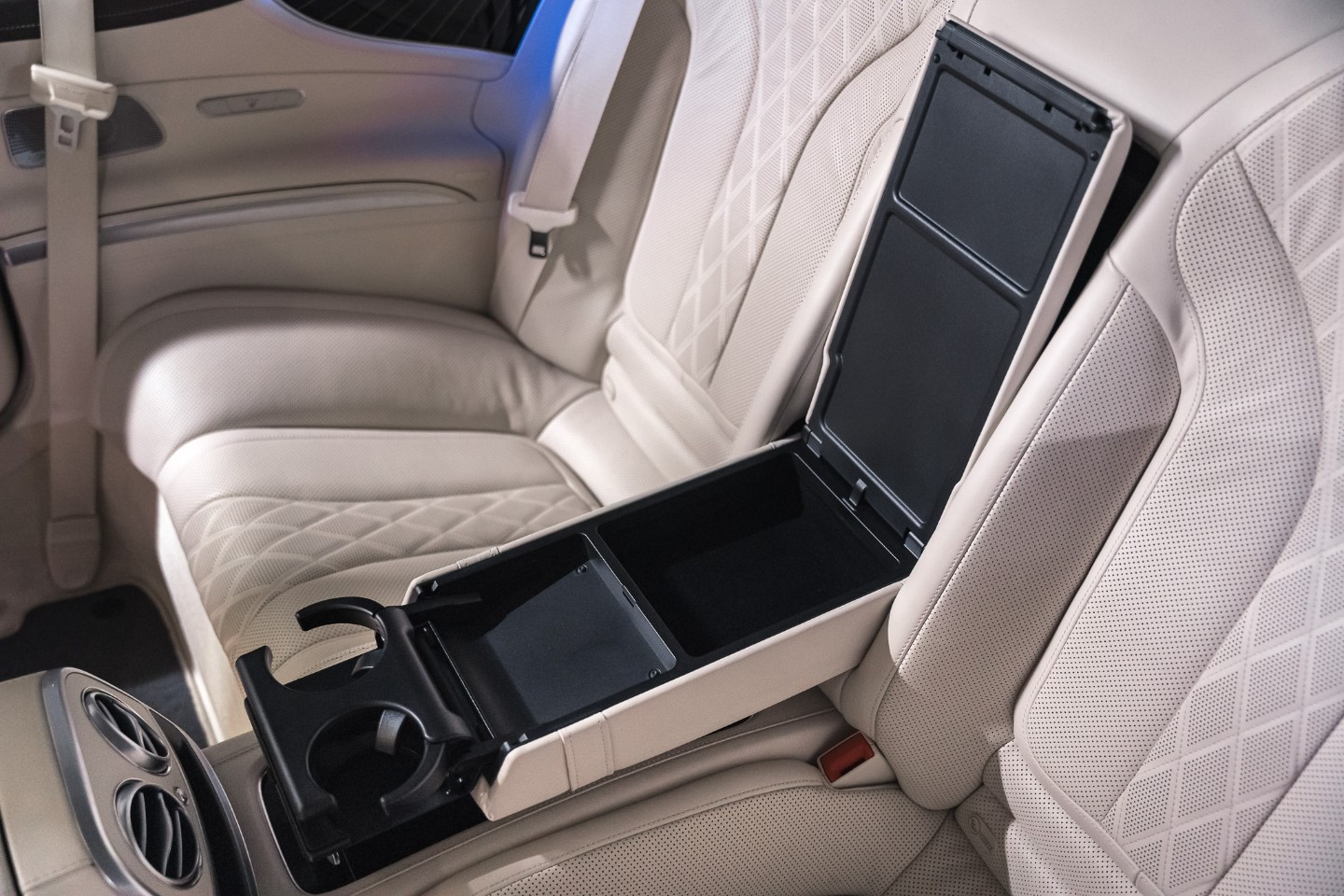 
                                                Voiture
                                                 Mercedes Classe S 500 Cabriolet