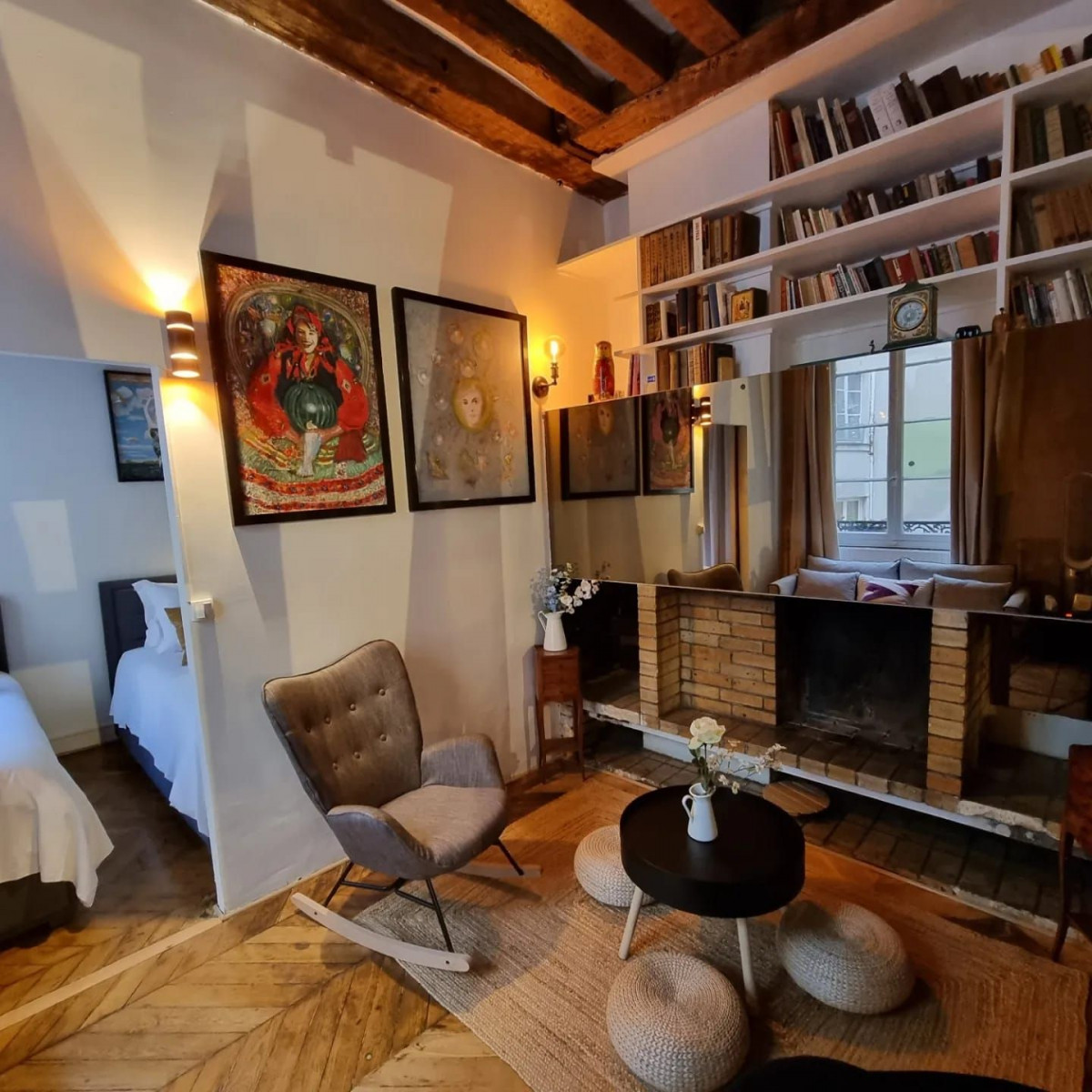 
                                                Location
                                                 Merveilleux appartement, très calme, très bon quartier, Paris (loyer tout inclus)